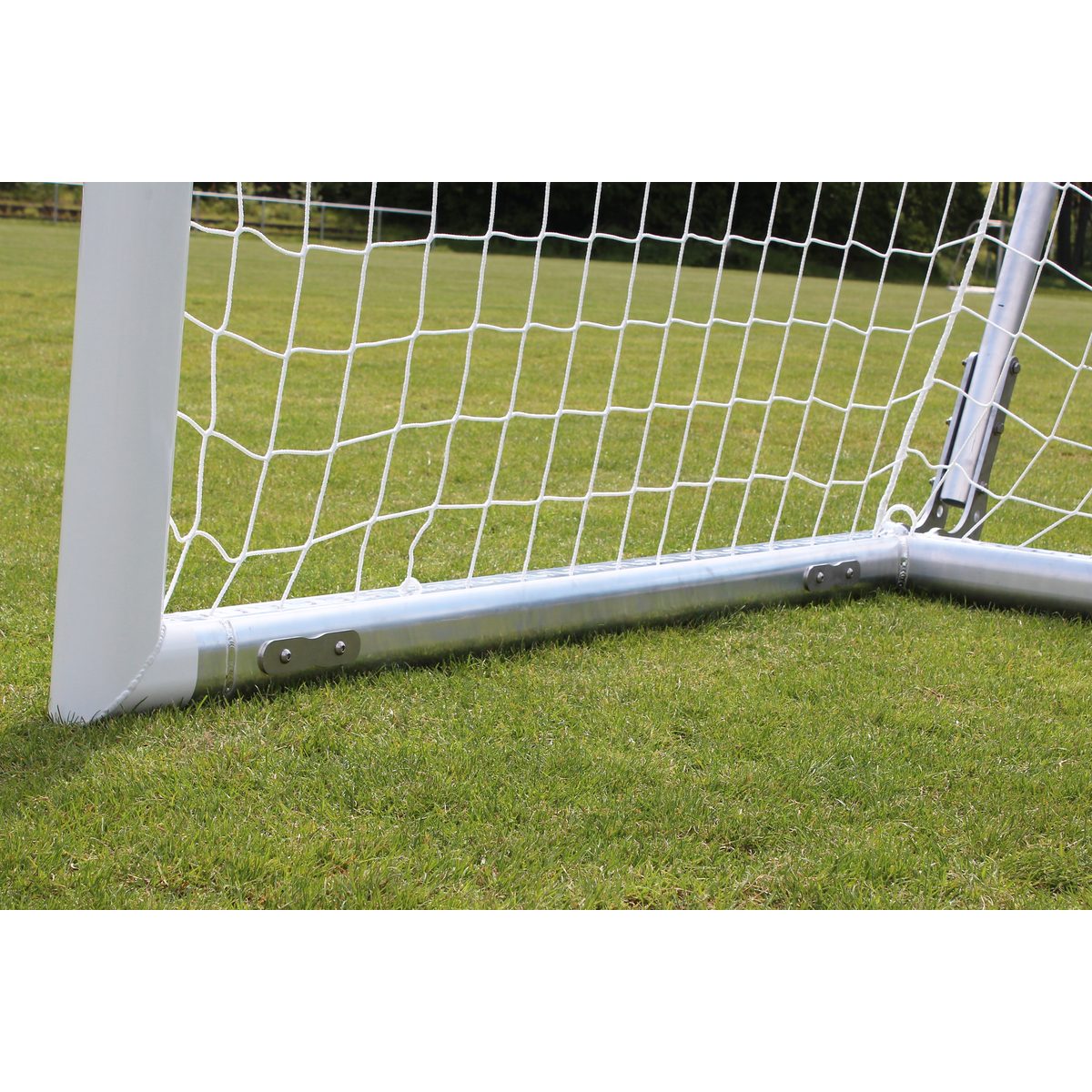 Stadion-Fußballtor, 7,32 x2,44m, mobil, freistehend, eckverschweißt, weiß, mit freier Netzaufhängung, EN-748-Typ  – Produktfoto 2